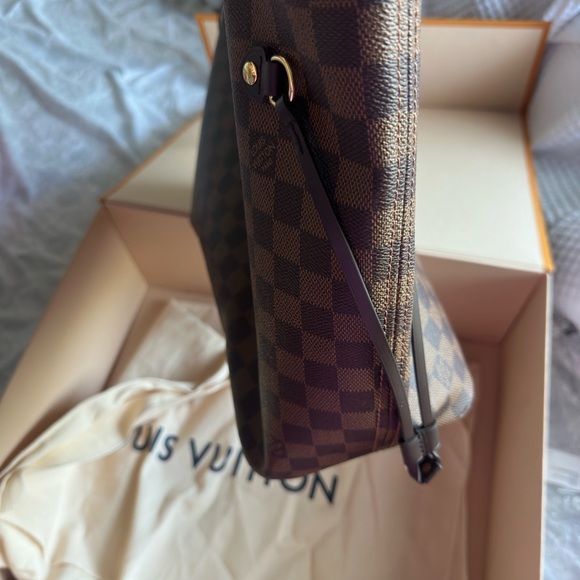 LV Neverfull MM Damier Ebene - Picture 5 of 14